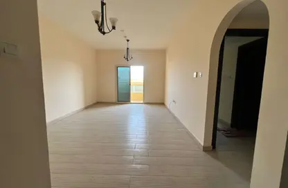 Apartment - 1 Bedroom - 1 Bathroom for rent in Muweileh Community - Muwaileh Commercial - Sharjah