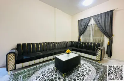 شقة - 2 غرف نوم - 2 حمامات للايجار في مساكن كورنيش عجمان - طريق كورنيش عجمان - عجمان