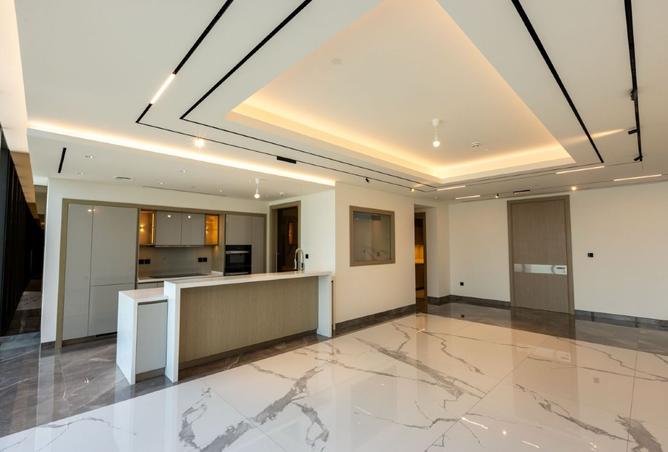 Luxury Apartment | Sea View | Ready to Move