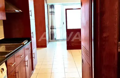 Apartment - Studio - 1 Bathroom for rent in Lake Terrace - JLT Cluster D - Jumeirah Lake Towers - Dubai