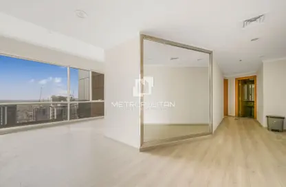 Office Space - Studio - 1 Bathroom for rent in Fairmont Hotel - Sheikh Zayed Road - Dubai