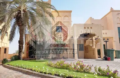 فيلا - 3 غرف نوم - 4 حمامات للايجار في الجهلي - العين