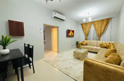 شقة - 2 غرف نوم - 2 حمامات للايجار في مساكن كورنيش عجمان - طريق كورنيش عجمان - عجمان