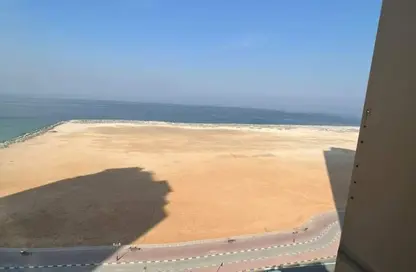 Apartment - 2 Bedrooms - 2 Bathrooms for rent in Ajman Corniche Road - Ajman