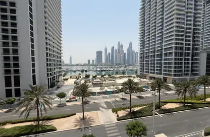 Apartment - 1 Bedroom - 1 Bathroom for sale in Grand Bleu Tower 1 - EMAAR Beachfront - Dubai Harbour - Dubai