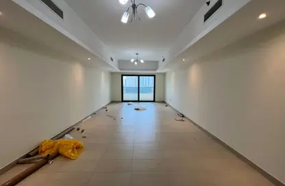 Apartment - 3 Bedrooms - 4 Bathrooms for rent in Al Khan Lagoon - Al Khan - Sharjah