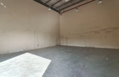 Warehouse - Studio - 1 Bathroom for rent in Al Sajaa Industrial - Al Sajaa - Sharjah