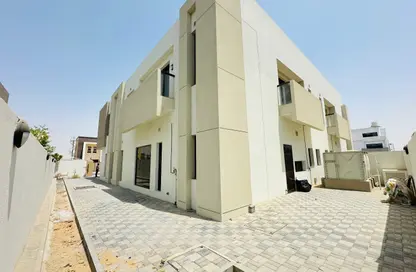 Villa - 5 Bedrooms - 7 Bathrooms for rent in Hoshi 1 - Hoshi - Al Badie - Sharjah