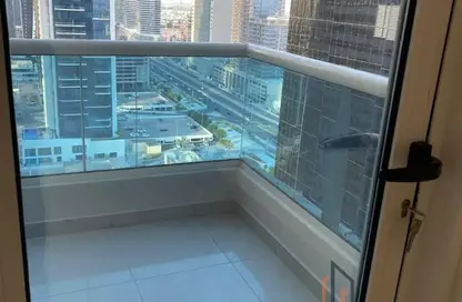 Apartment - 2 Bedrooms - 3 Bathrooms for rent in Lake Point Tower - JLT Cluster N - Jumeirah Lake Towers - Dubai