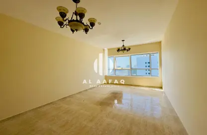 شقة - غرفة نوم - 2 حمامات للايجار في برج منازل 2 - شارع التعاون - التعاون - الشارقة