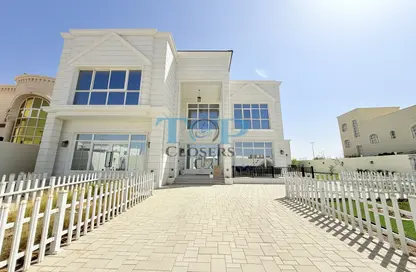 Villa - 5 Bedrooms - 7+ Bathrooms for rent in Gafat Al Nayyar - Zakher - Al Ain