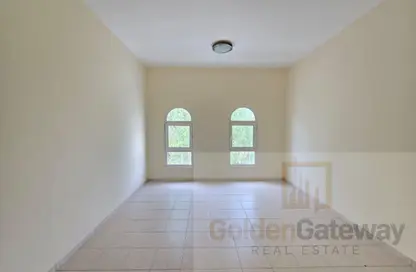 Apartment - Studio - 1 Bathroom for rent in Building 108 to Building 137 - Contemporary Cluster - Discovery Gardens - Dubai