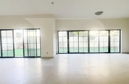 Villa - 4 Bedrooms - 5 Bathrooms for rent in Nad Al Sheba Villas - Nad Al Sheba 3 - Nad Al Sheba - Dubai
