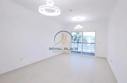 Apartment - 1 Bedroom - 2 Bathrooms for rent in Oxford Building - Jumeirah Village Circle - Dubai