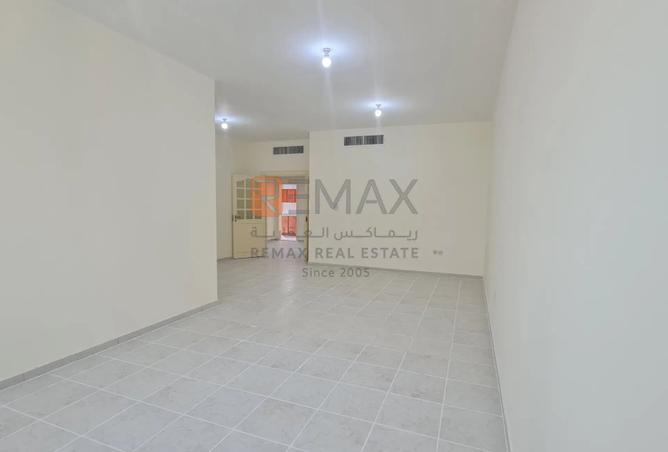 15198941 - Property Image 2