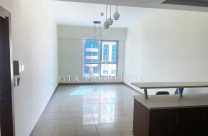 Apartment - 1 Bedroom - 2 Bathrooms for sale in Sulafa Tower - Dubai Marina - Dubai