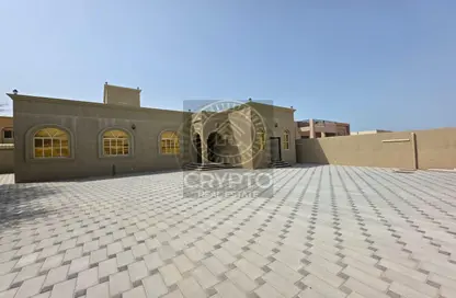 Villa - 5 Bedrooms - 5 Bathrooms for rent in Al Qusaidat - Ras Al Khaimah