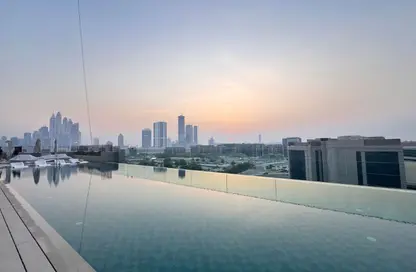 Apartment - 4 Bedrooms - 6 Bathrooms for rent in The S Tower - Dubai Internet City - Dubai