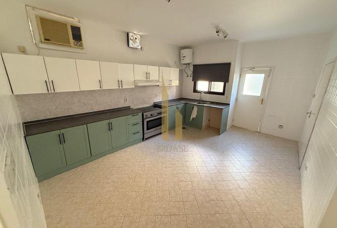 Independent Villa | Private Garden | Maids Room