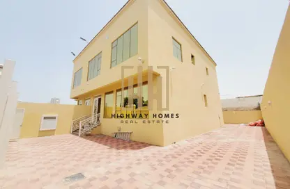 Villa - 4 Bedrooms - 4 Bathrooms for rent in Al Sabkha - Al Riqqa - Sharjah