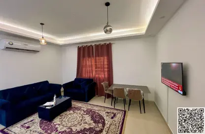 شقة - غرفة نوم - 2 حمامات للايجار في مساكن كورنيش عجمان - طريق كورنيش عجمان - عجمان