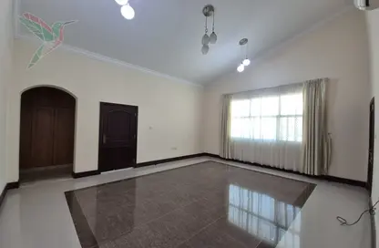 Villa - 3 Bedrooms - 5 Bathrooms for rent in Oud Bin Sag-Han - Al Muwaiji - Al Ain