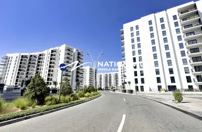 Apartment - 2 Bedrooms - 2 Bathrooms for rent in Waters Edge - Yas Island - Abu Dhabi