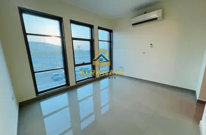 Apartment - 1 Bedroom - 2 Bathrooms for rent in Civic Center - Al Jimi - Al Ain