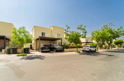 Villa - 3 Bedrooms - 4 Bathrooms for sale in Deema 4 - Deema - The Lakes - Dubai