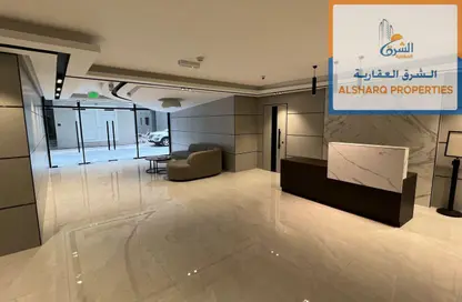 شقة - 2 غرف نوم - 2 حمامات للايجار في مساكن كورنيش عجمان - طريق كورنيش عجمان - عجمان