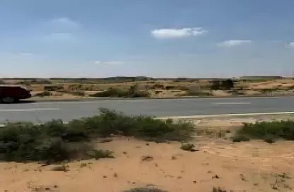 أرض - استوديو للبيع في الصجعة الصناعية - آلصجعه - الشارقة