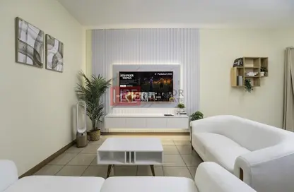 Apartment - 1 Bedroom - 2 Bathrooms for sale in Sulafa Tower - Dubai Marina - Dubai