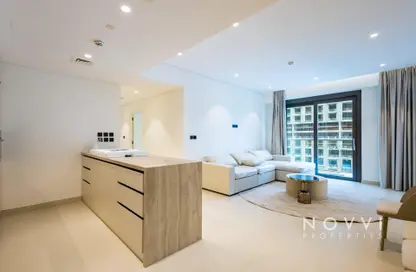 Apartment - 3 Bedrooms - 3 Bathrooms for rent in Burj Crown - Downtown Dubai - Dubai