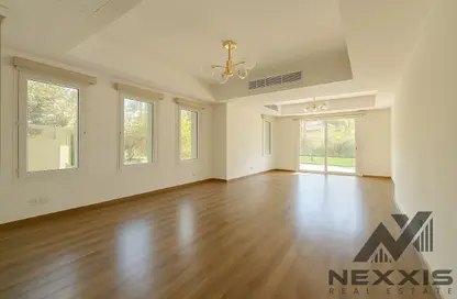 Villa - 3 Bedrooms - 4 Bathrooms for rent in Springs 5 - The Springs - Dubai