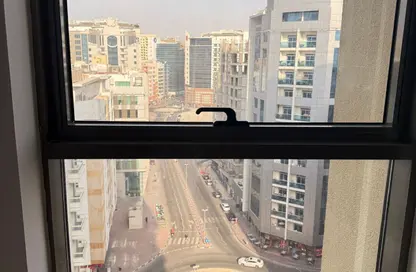 شقة - غرفة نوم - 2 حمامات للايجار في برج المراد - البرشاء 1 - البرشاء - دبي
