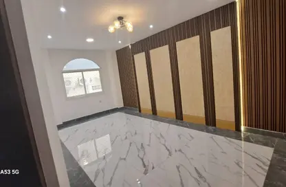 Apartment - 1 Bedroom - 1 Bathroom for sale in Al Majaz 1 - Al Majaz - Sharjah