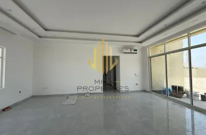 Villa - 4 Bedrooms - 4 Bathrooms for rent in Nad Al Sheba 2 - Nad Al Sheba - Dubai