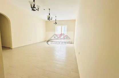 Apartment - 2 Bedrooms - 3 Bathrooms for rent in Muwaileh 29 Building - Muwaileh - Sharjah