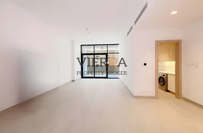 Apartment - 3 Bedrooms - 5 Bathrooms for rent in Pearls by Vision - Dubai Silicon Oasis - Dubai
