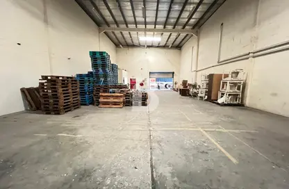 Warehouse - Studio for rent in Phase 2 - Dubai Investment Park (DIP) - Dubai