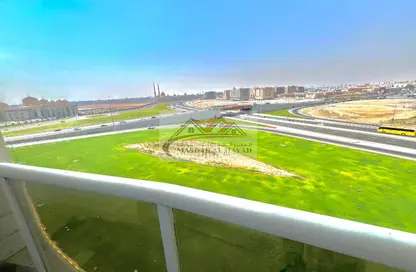 Apartment - 2 Bedrooms - 2 Bathrooms for rent in Muwaileh 29 Building - Muwaileh - Sharjah