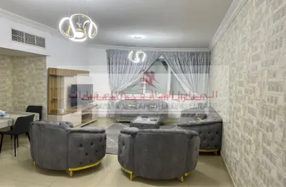 شقة - 2 غرف نوم - 2 حمامات للايجار في الممزر بلازا - شارع التعاون - التعاون - الشارقة