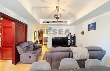Apartment - 1 Bedroom - 2 Bathrooms for sale in Kamoon 1 - Kamoon - Old Town - Dubai