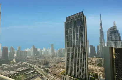 Apartment - 2 Bedrooms - 3 Bathrooms for sale in Burj Al Nujoom - Downtown Dubai - Dubai