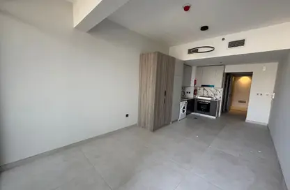 Apartment - Studio - 1 Bathroom for sale in Amal Tower - Dubai Sports City - Dubai
