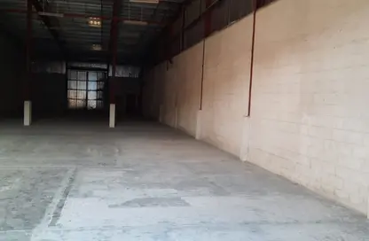 Warehouse - Studio for rent in Al Goze Building - Al Quoz 1 - Al Quoz - Dubai
