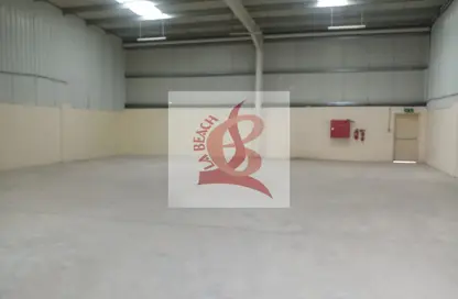 Warehouse - Studio - 1 Bathroom for rent in Dubai Investment Park (DIP) - Dubai