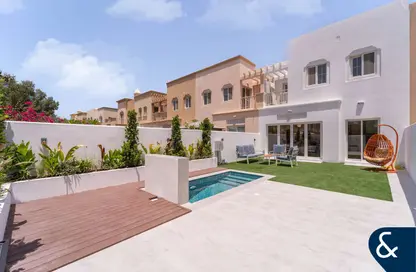Villa - 2 Bedrooms - 5 Bathrooms for sale in Springs 11 - The Springs - Dubai