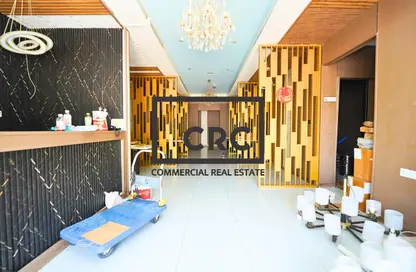 Retail - Studio - 2 Bathrooms for rent in K16 - Greece Cluster - International City - Dubai