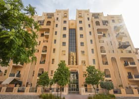صورة لـ التصميم الخارجي للمبنى في 37 الرمث